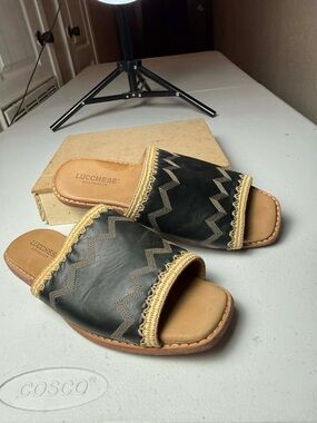 Lucchese Black & Cream Leather slides sandals Sz 7.5
